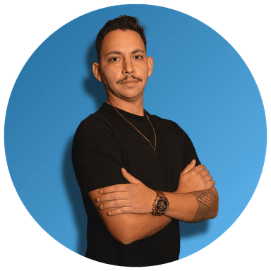 Ryan Meneguelli, Analista de Criptomoedas & Especialista em RevOps e IA